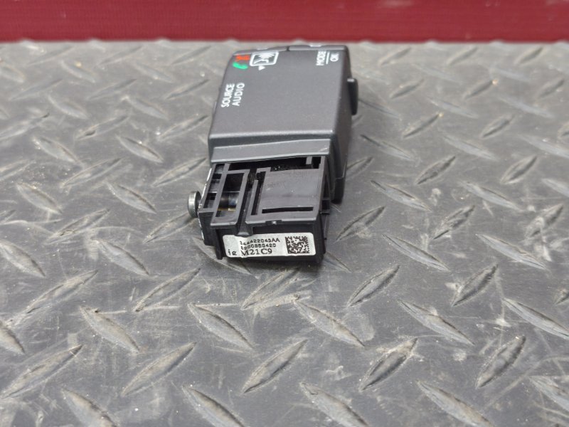 Джойстик управления магнитолой