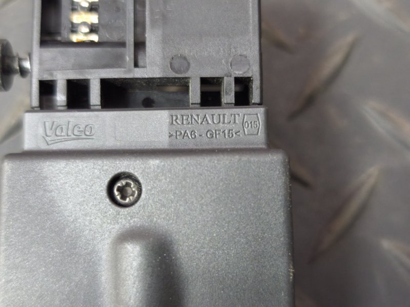 Джойстик управления магнитолой