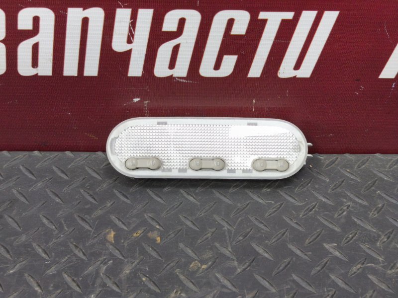 плафон освещения салона