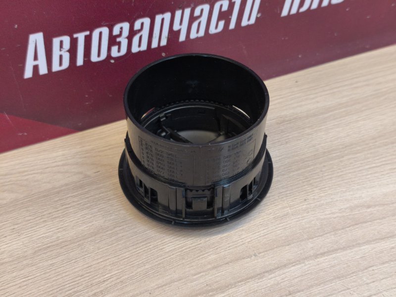 Воздушный дефлектор салона