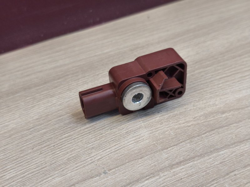 Датчик удара