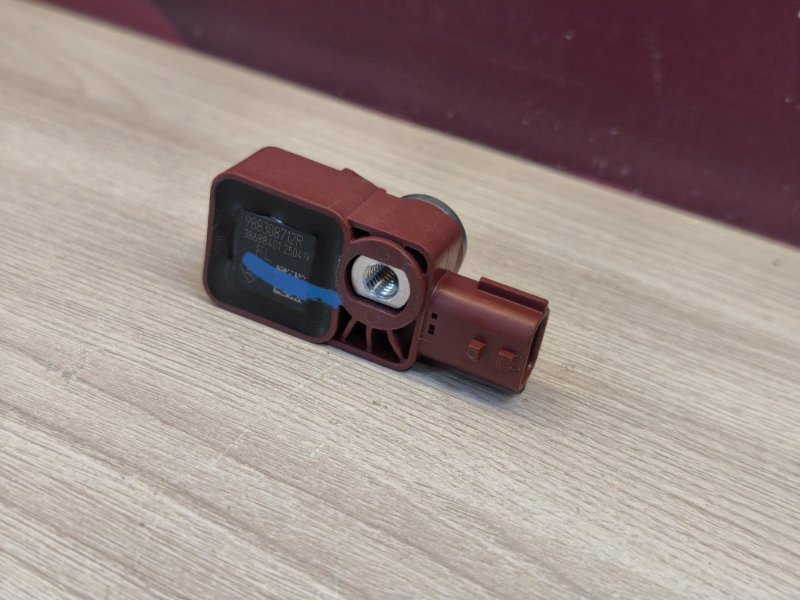 Датчик удара