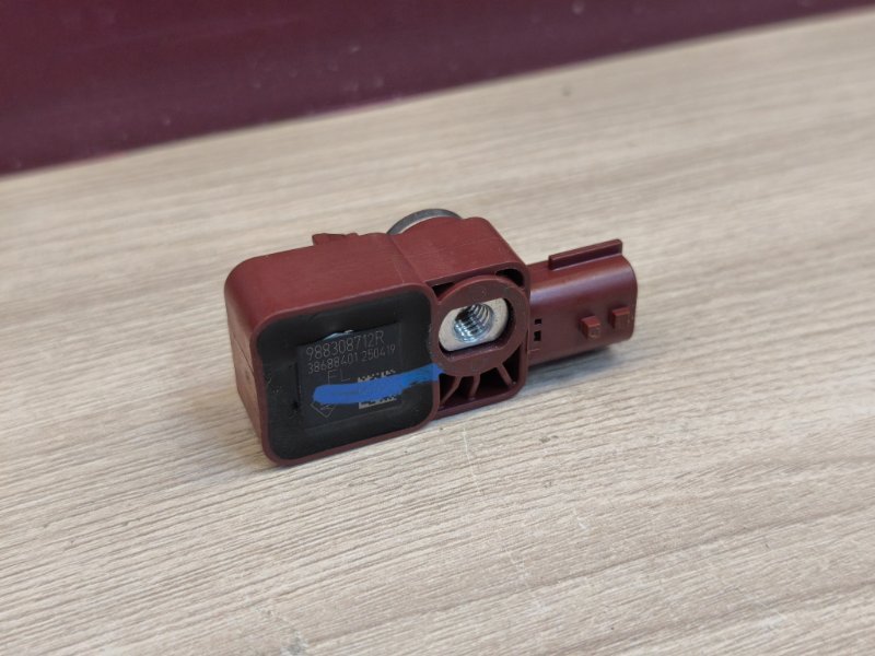 Датчик удара