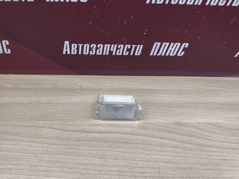 Плафон подсветки багажника