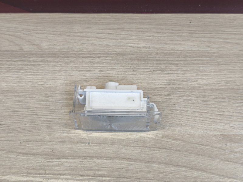 Плафон подсветки багажника