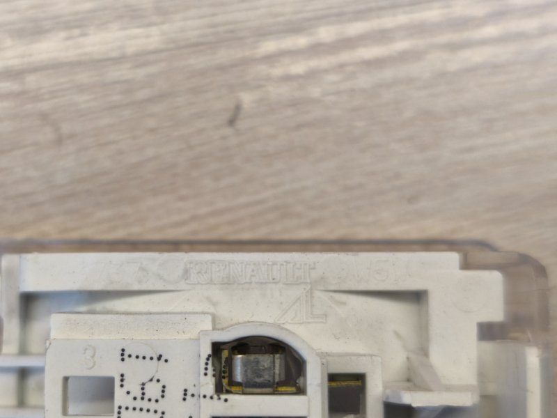 Плафон подсветки багажника