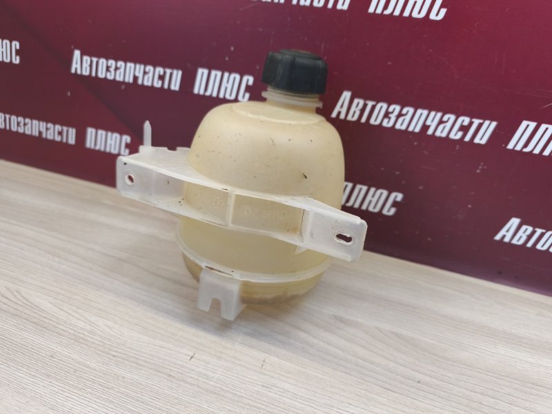 Бачок расширительный