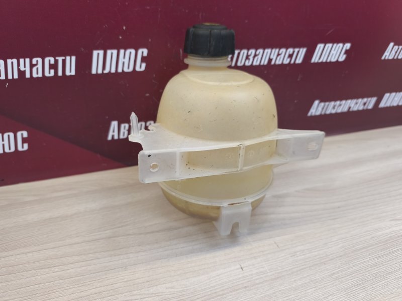 Бачок расширительный