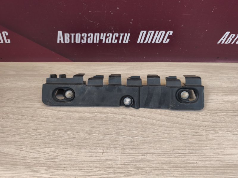 Кронштейн бампера