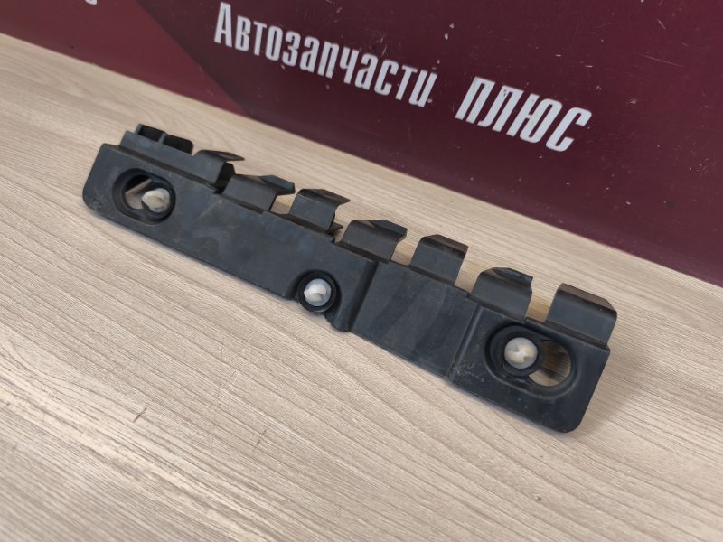 Кронштейн бампера