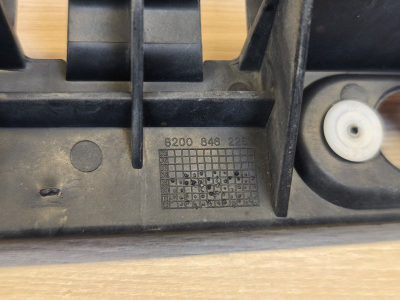 Кронштейн бампера