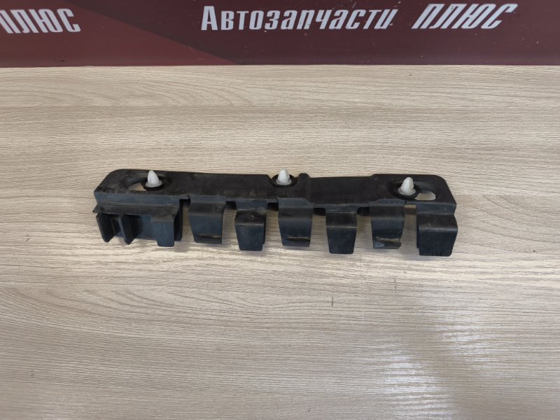 Кронштейн бампера