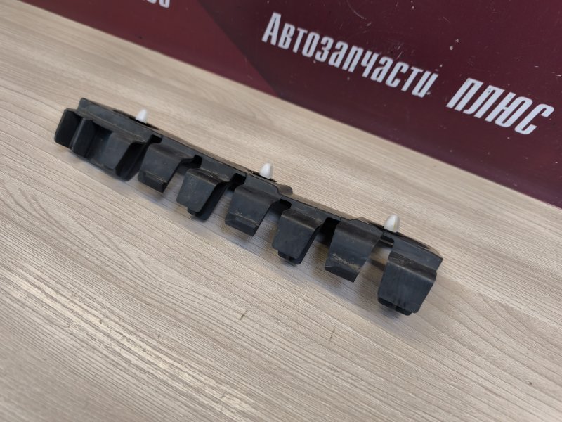 Кронштейн бампера