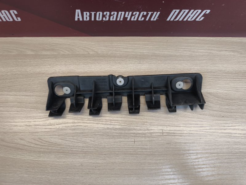 Кронштейн бампера