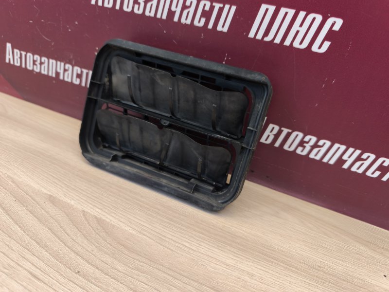 Дефлектор воздушный