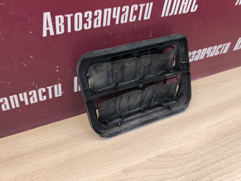 Дефлектор воздушный