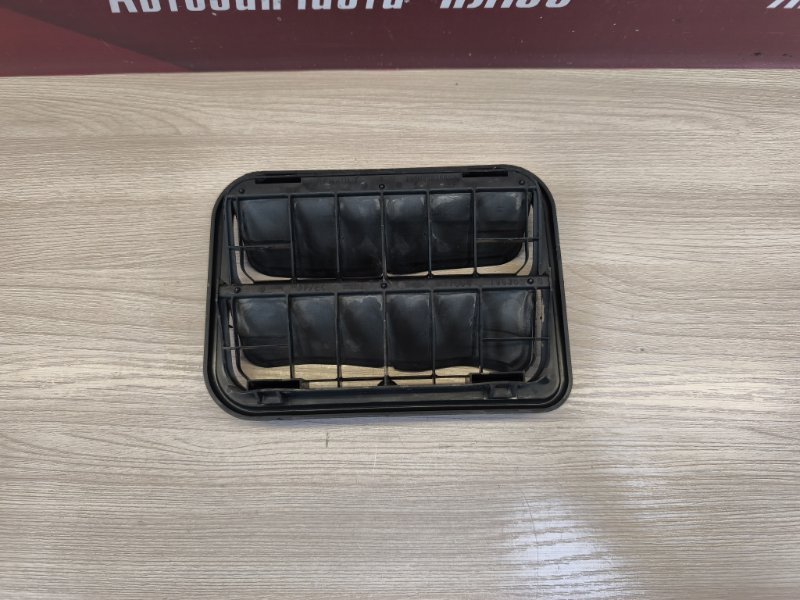 Дефлектор воздушный