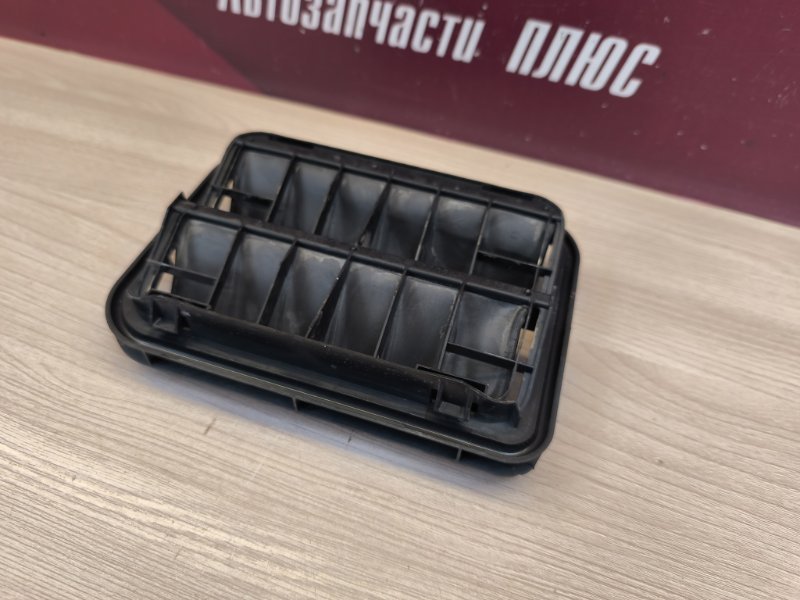 Дефлектор воздушный