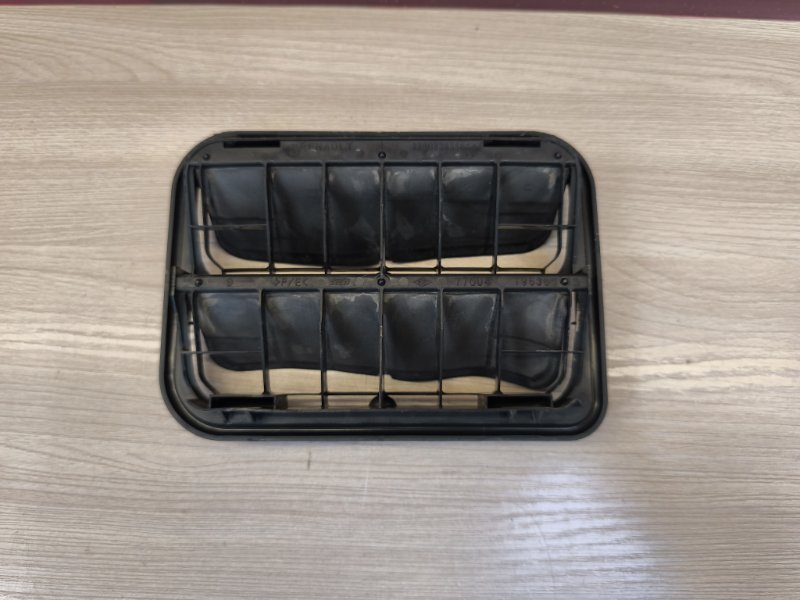 Дефлектор воздушный