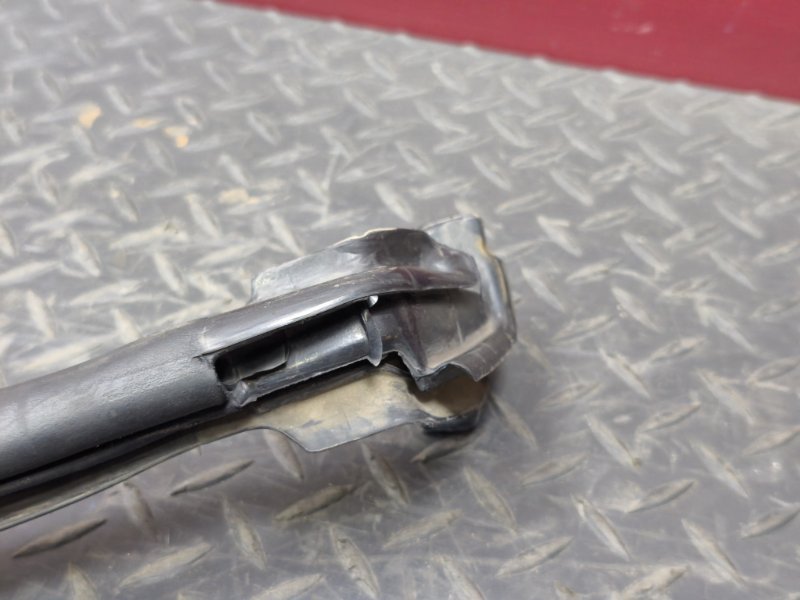 Уплотнитель багажника