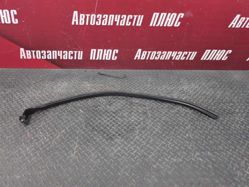 Уплотнитель багажника