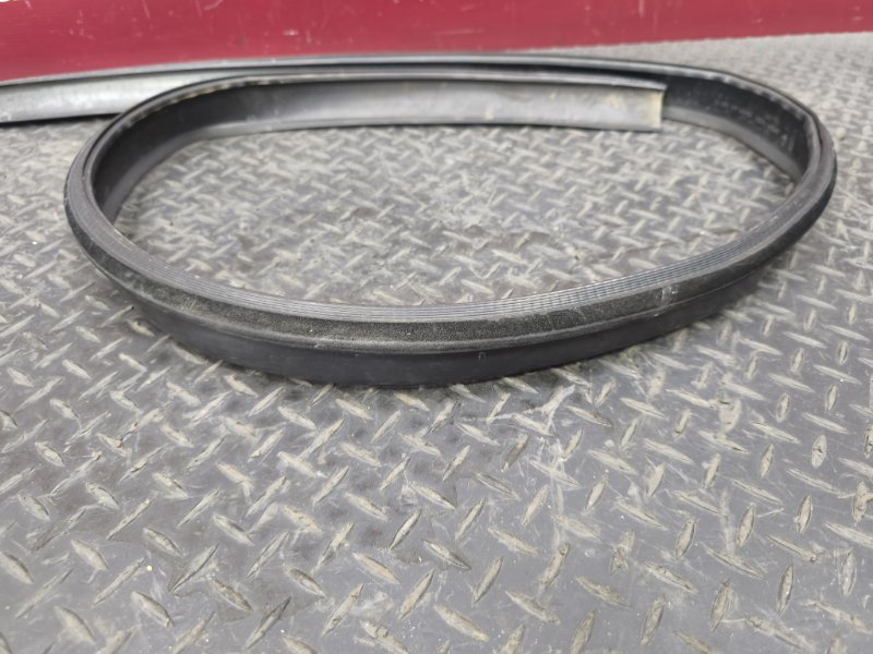 Уплотнительная резинка крыши