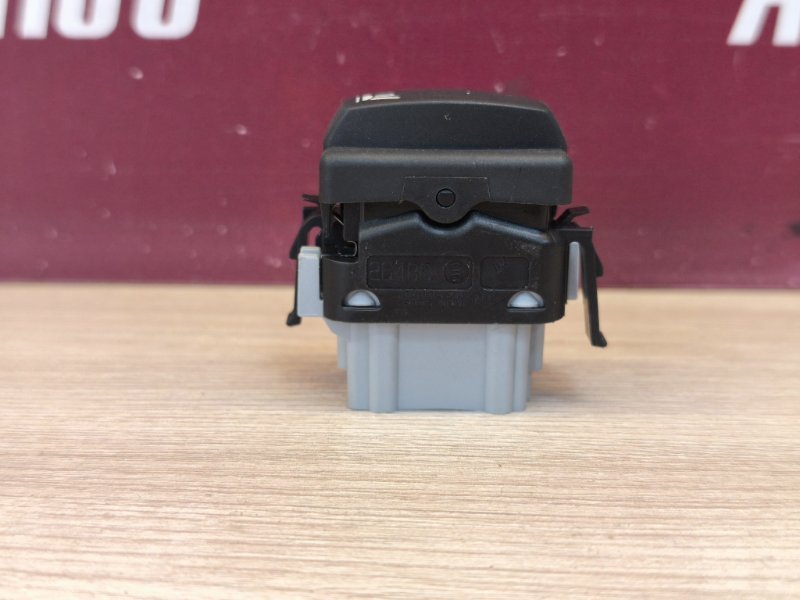 Кнопка обогрева сидений