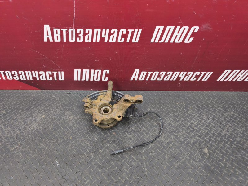 Кулак поворотный