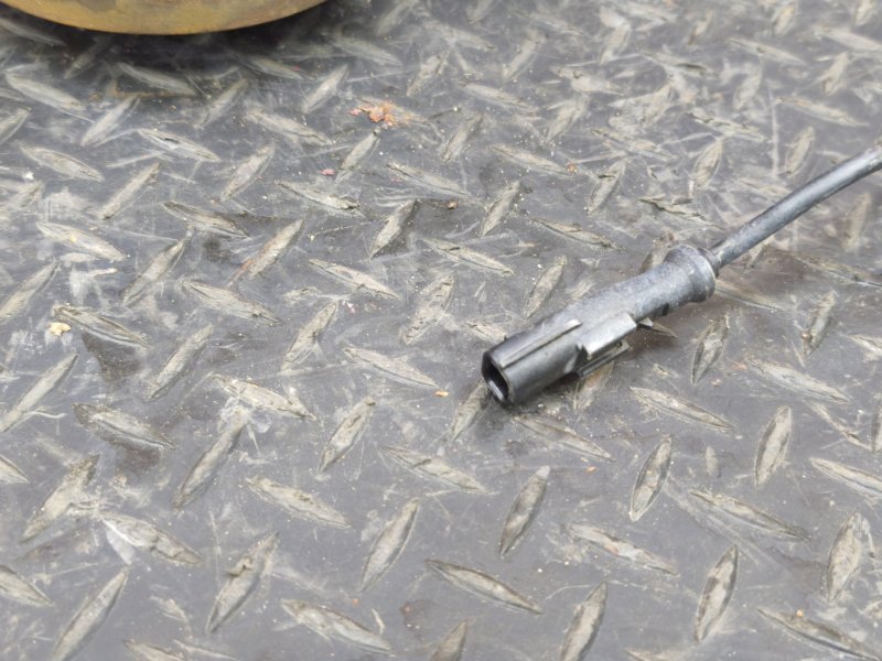 Кулак поворотный