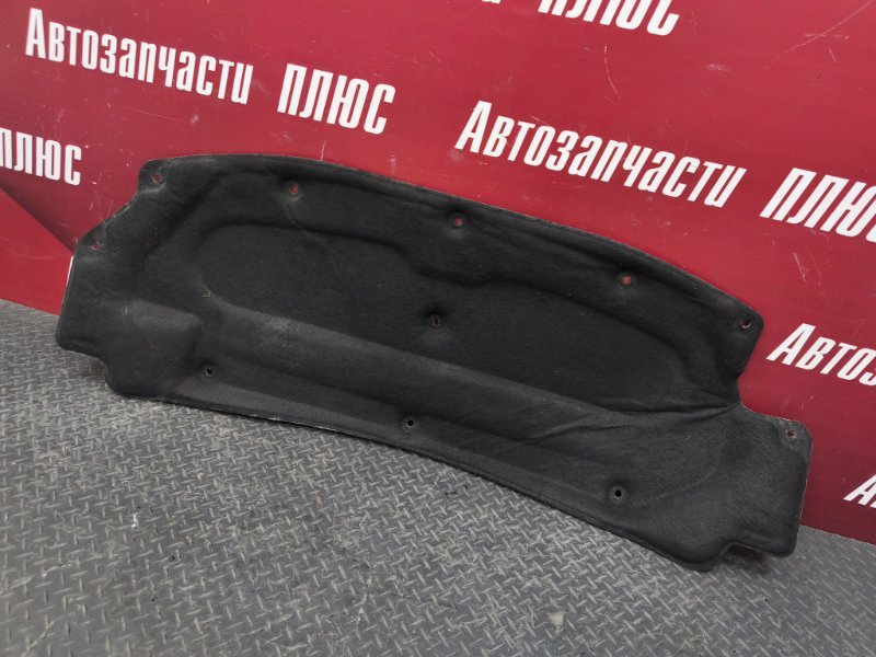 Обшивка капота