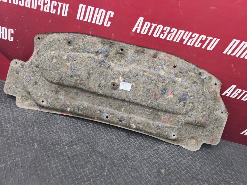 Обшивка капота