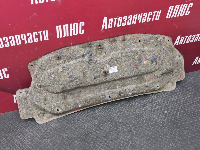 Обшивка капота