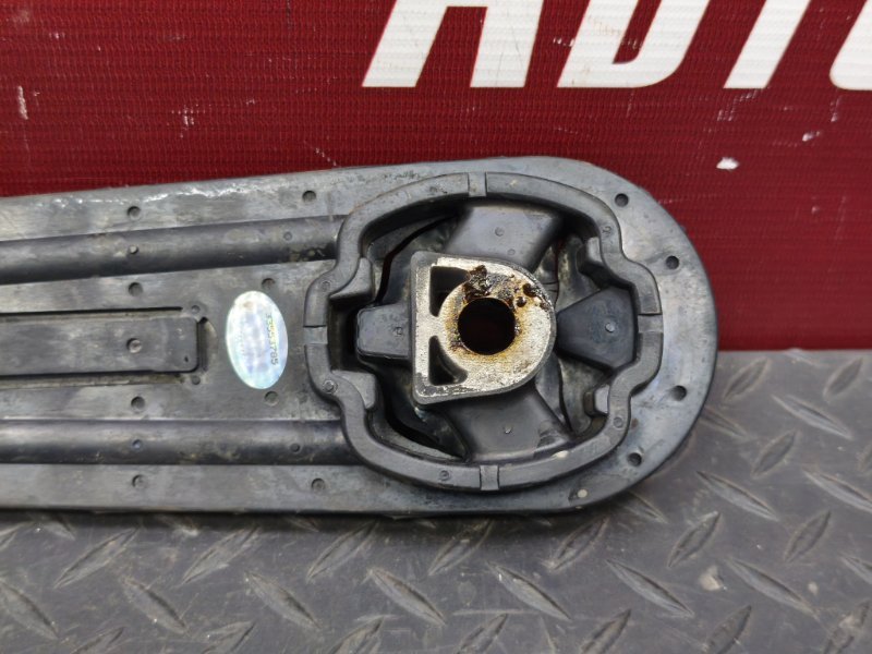 Опора двигателя