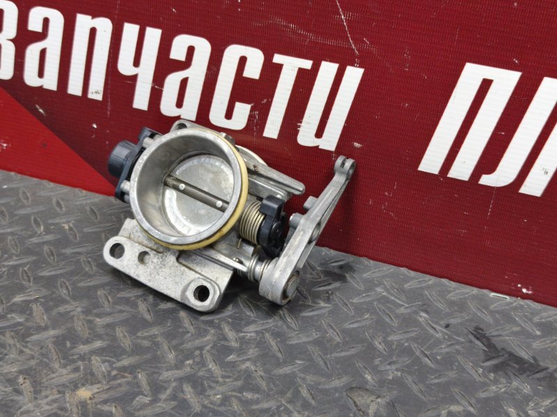 Дроссельная заслонка