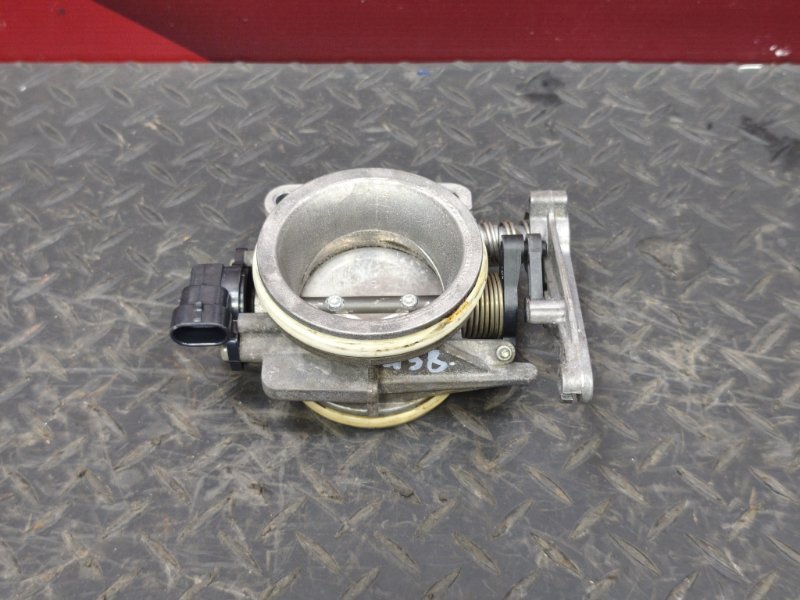 Дроссельная заслонка