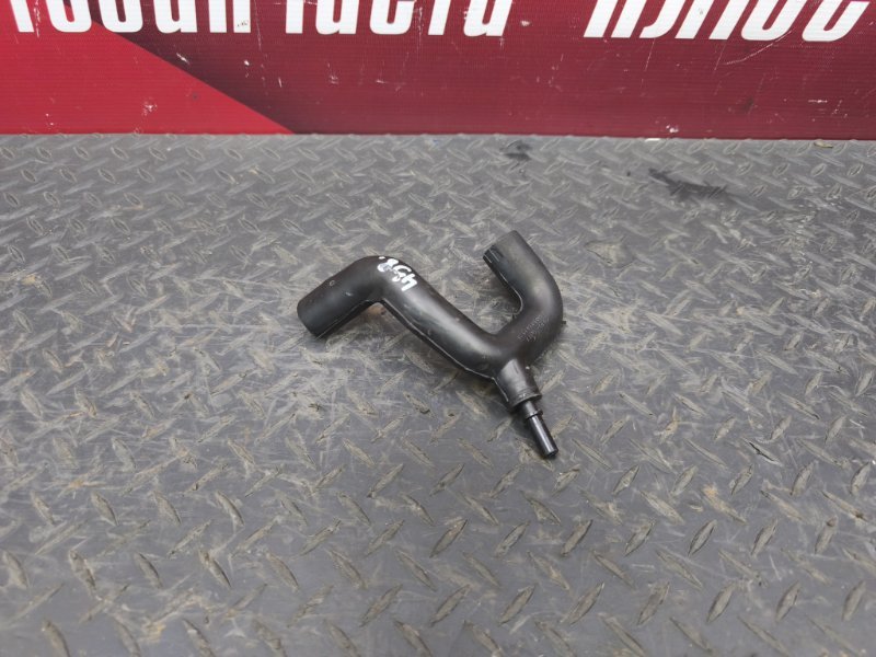 Патрубок вентиляции картерных газов