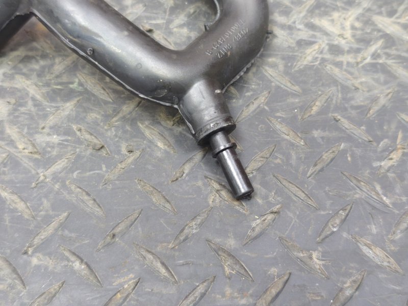 Патрубок вентиляции картерных газов