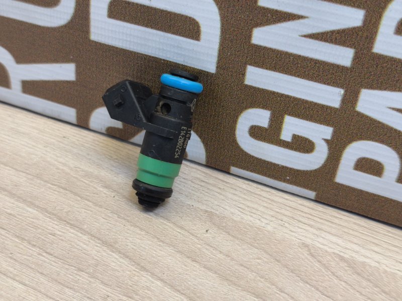 Форсунка топливная