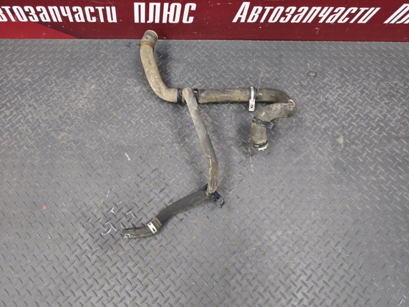 Патрубок радиатора нижний