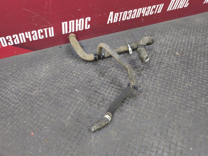 Патрубок радиатора нижний