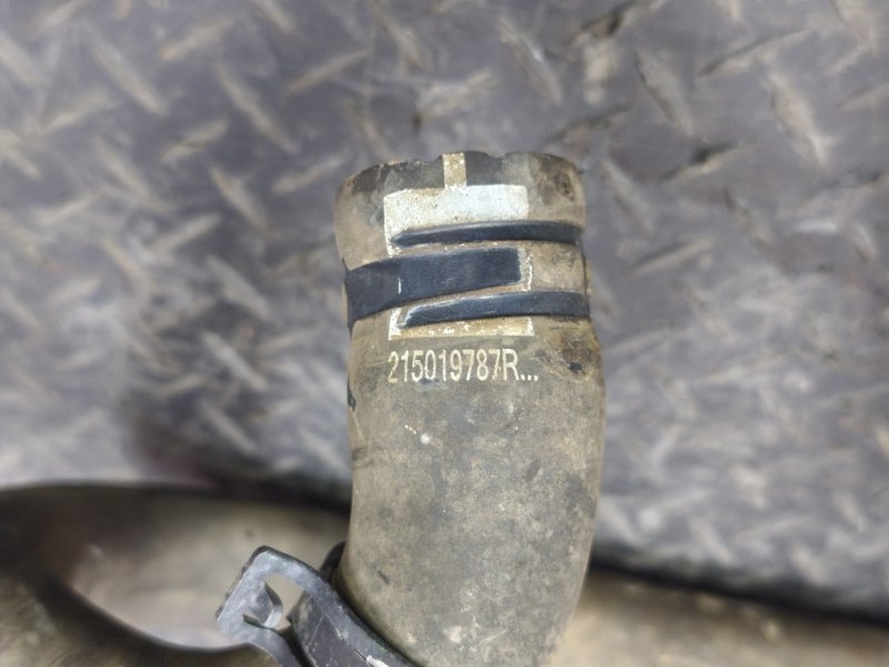 Патрубок радиатора нижний