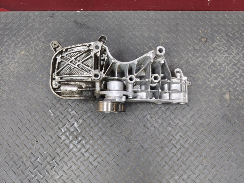 Кронштейн генератора