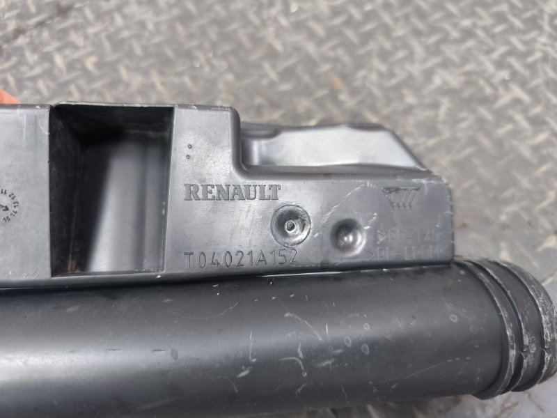 Резонатор воздушного фильтра