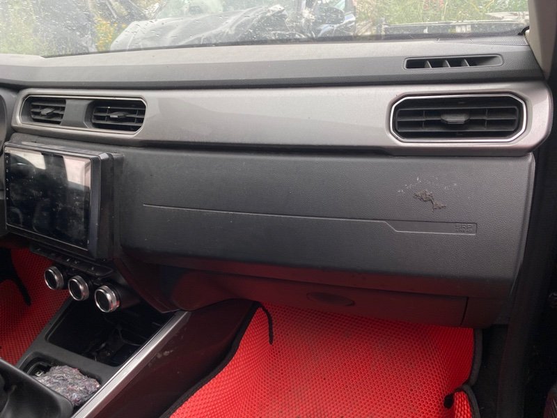 Подушка безопасности пассажира