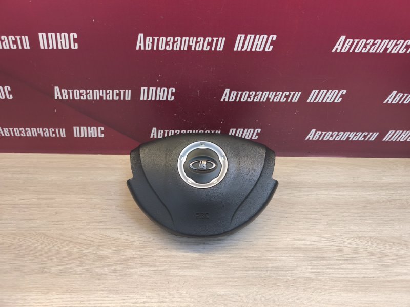 Подушка безопасности водителя