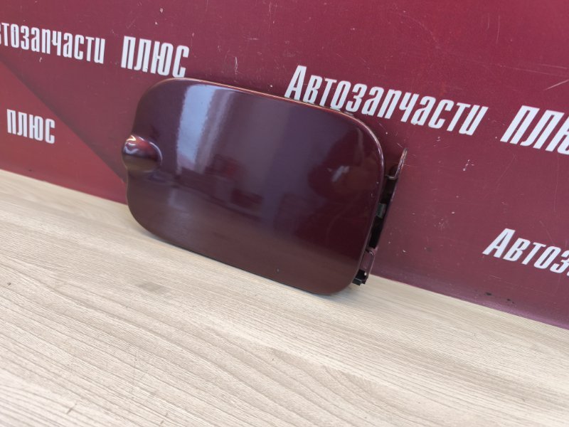 Лючок бензобака