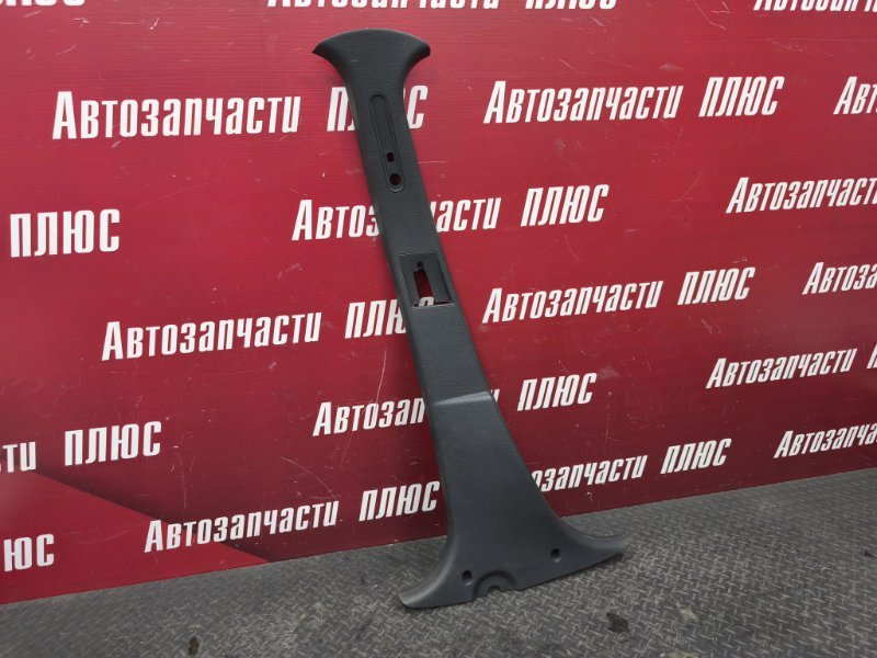 Обшивка средней стойки