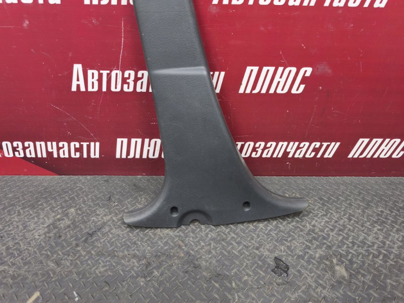 Обшивка средней стойки