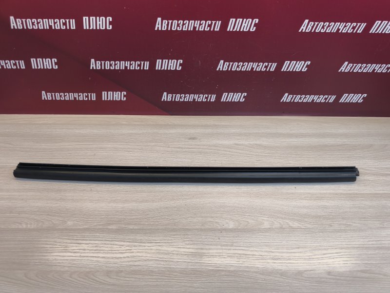 Уплотнитель стекла двери внутренний