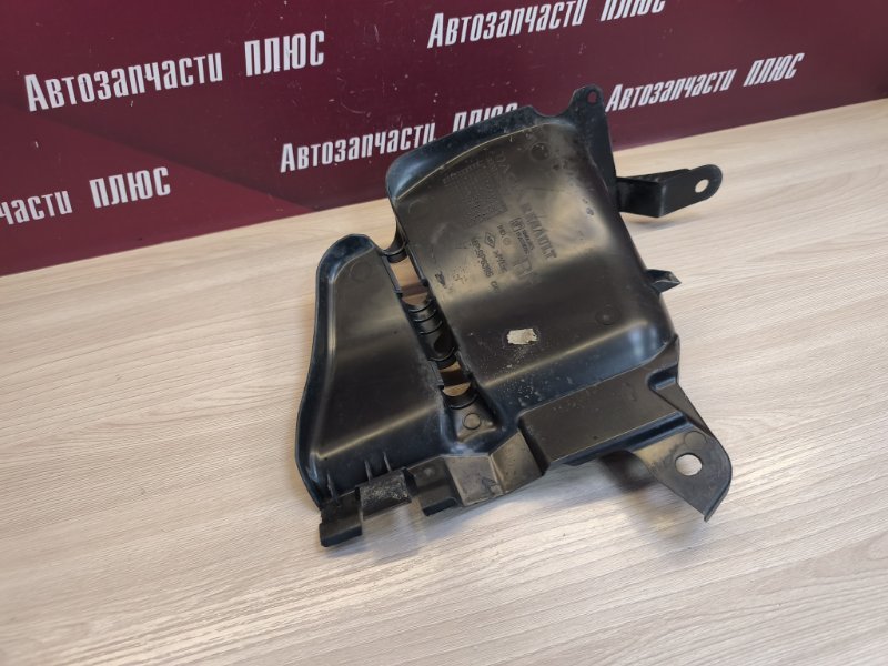 Пыльник двигателя